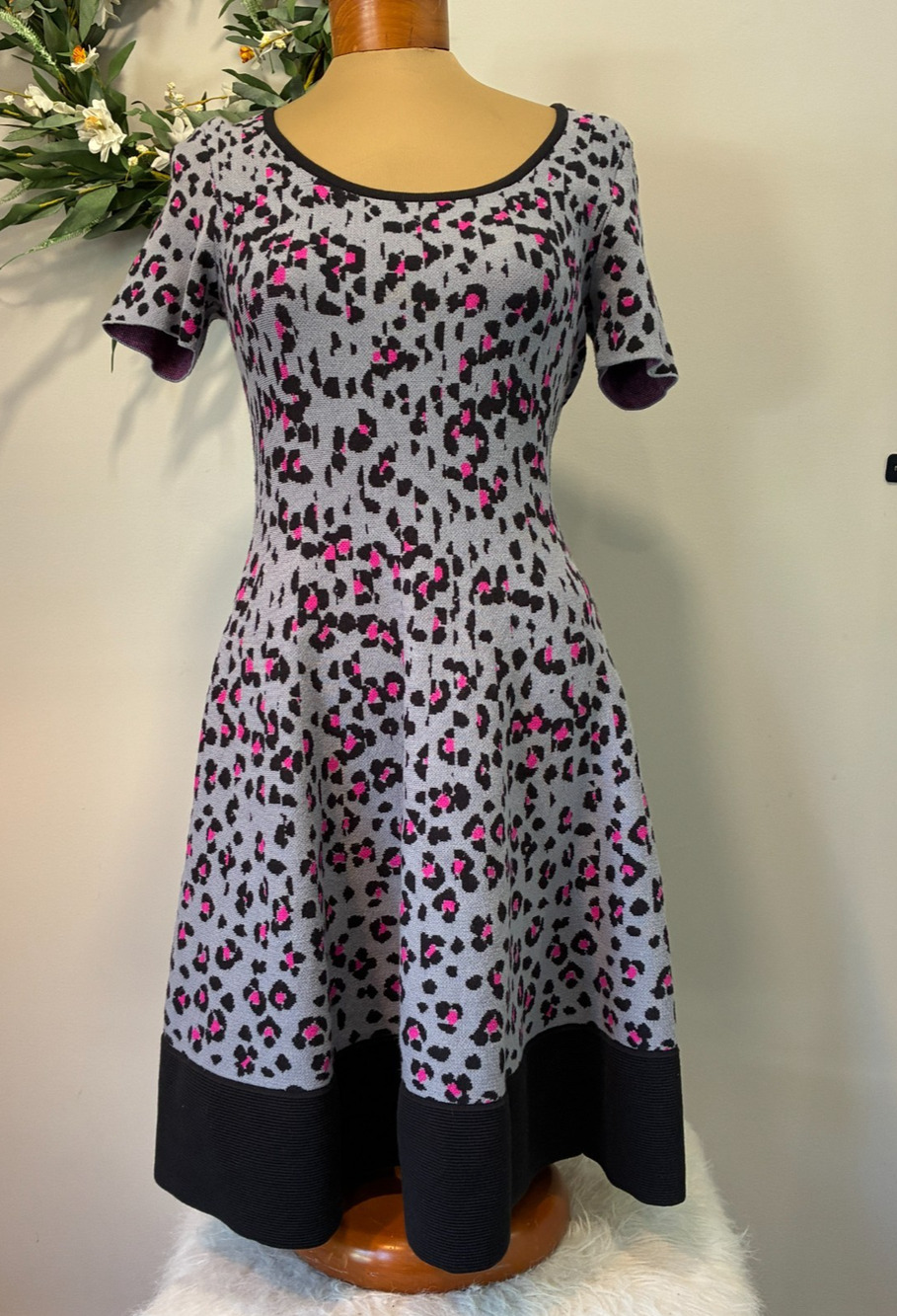 Kate Spade New York Cyber Cheetah Sweater Dress Gray Pink Leopard Fit Flare, Med
